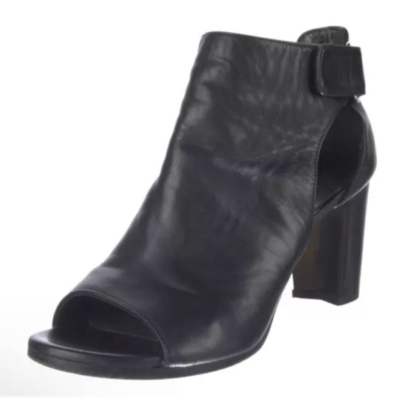 Stuart Weitzman Black Leather PeepToe Ankle Boot Sz 9.5 - Picture 2 of 5